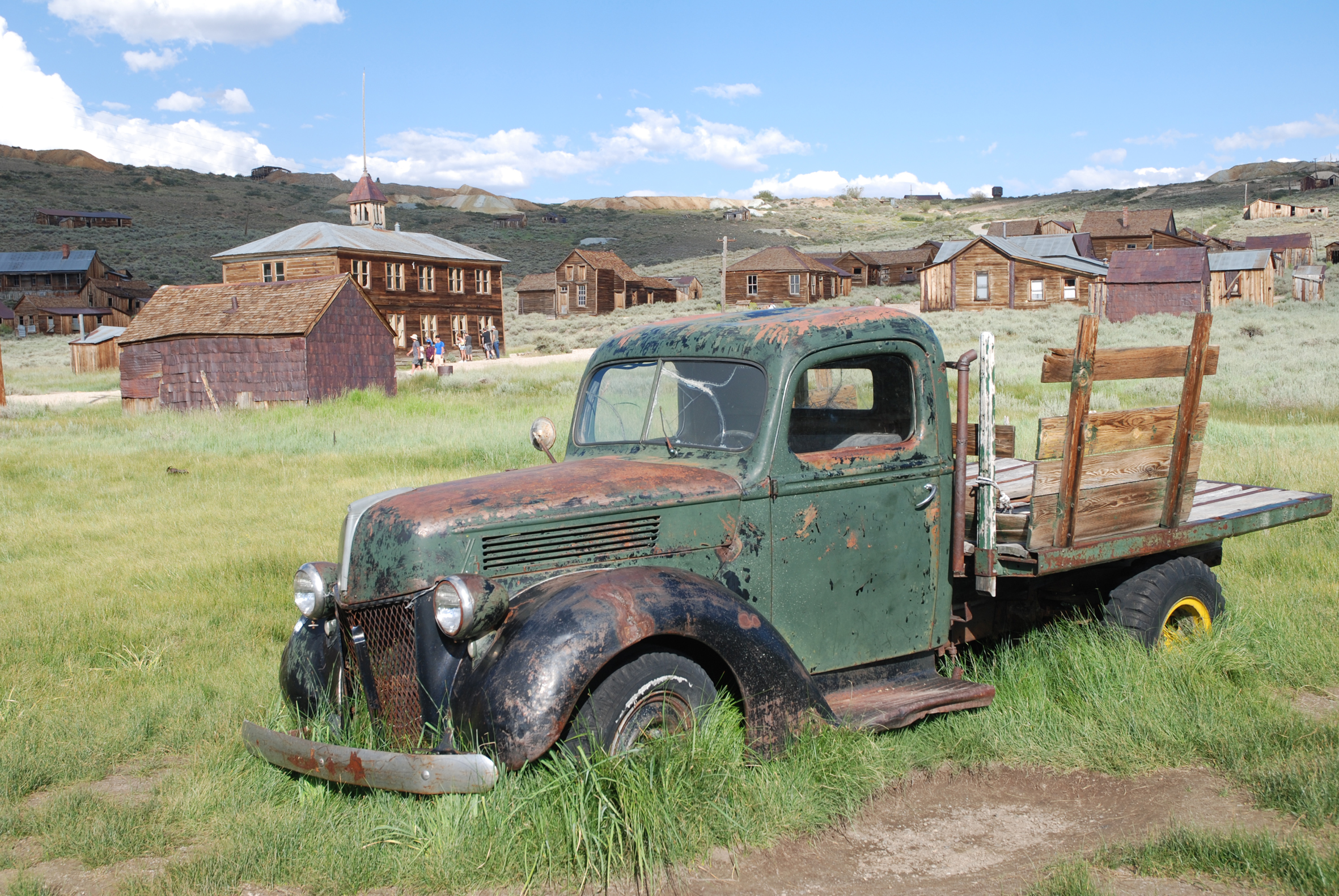 Furgone abbandonato nella ghost town di Bodie - California