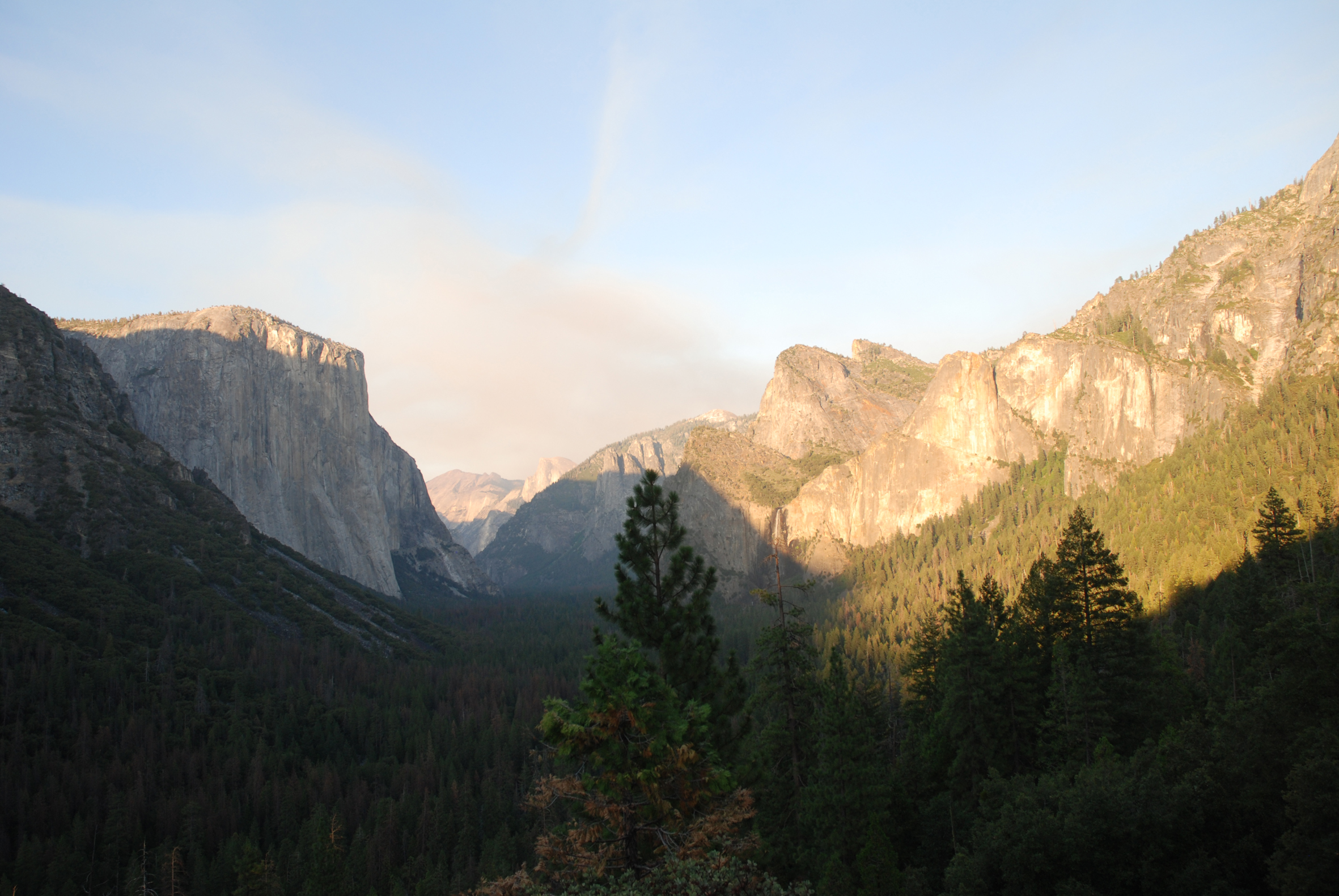 Panorama su Yosemite da Tunnel View al tramonto - California